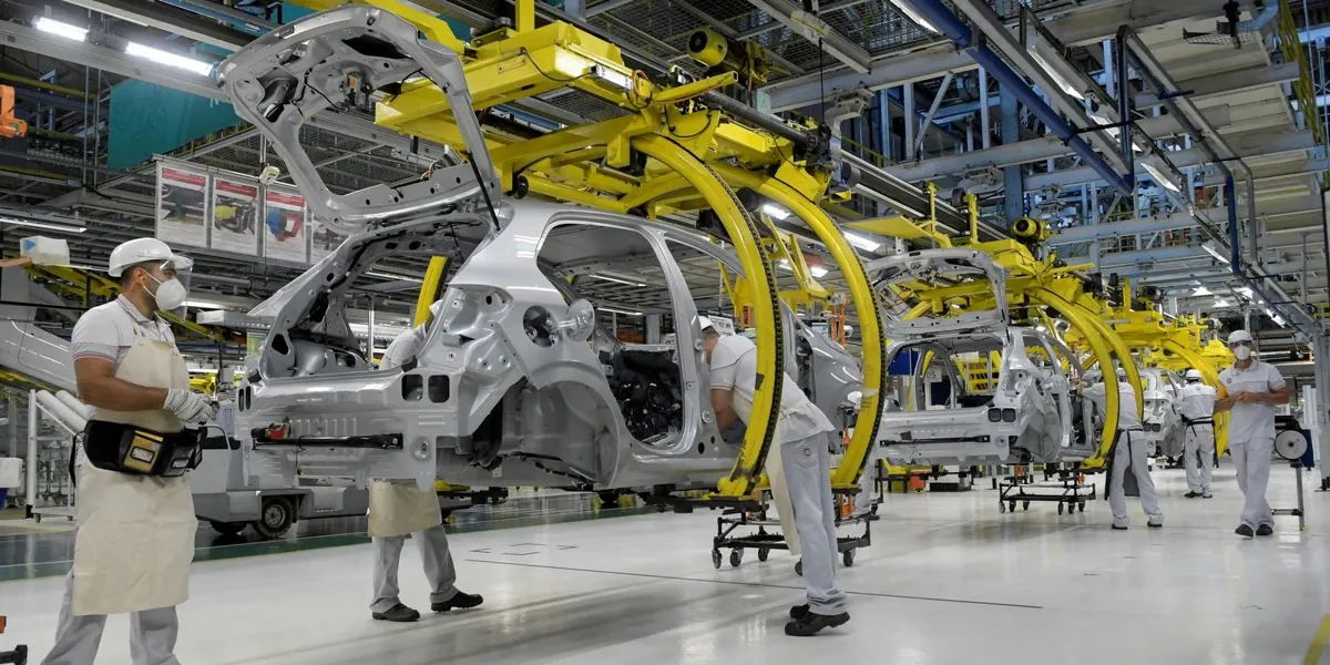 industria_automobilistica_fabrica2005200368.webp