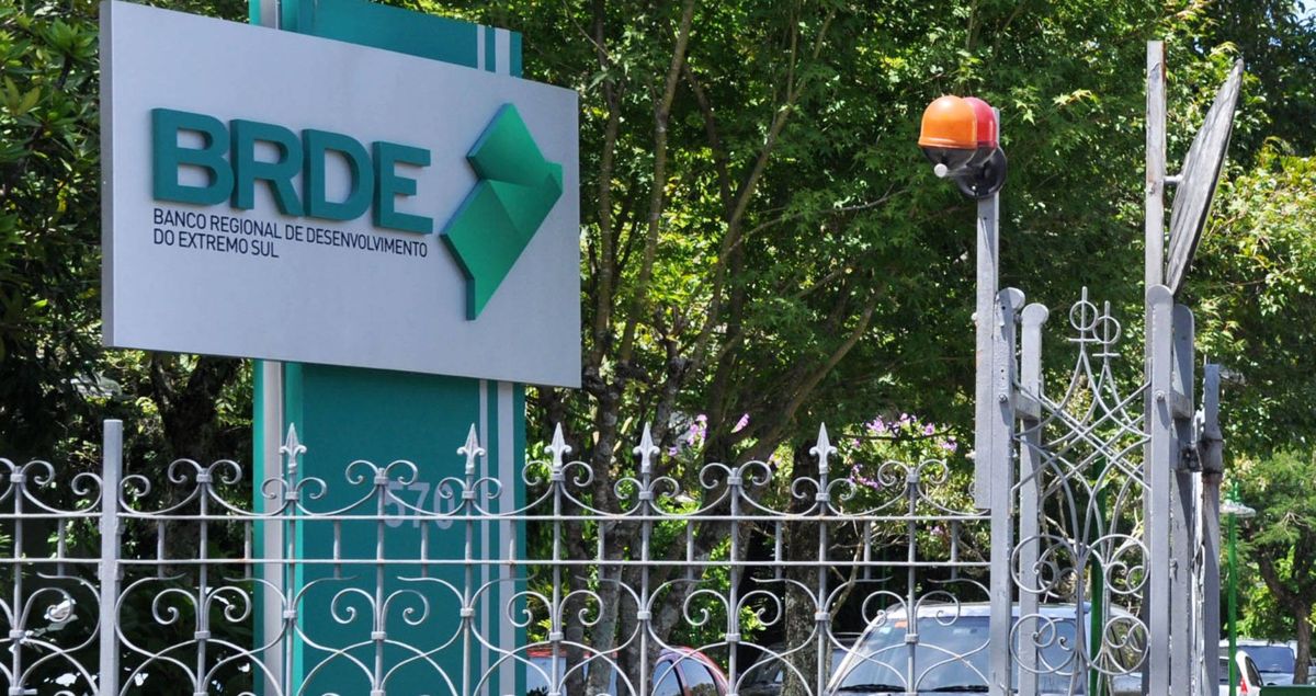 Limite de juros para cheque especial começa a valer hoje
