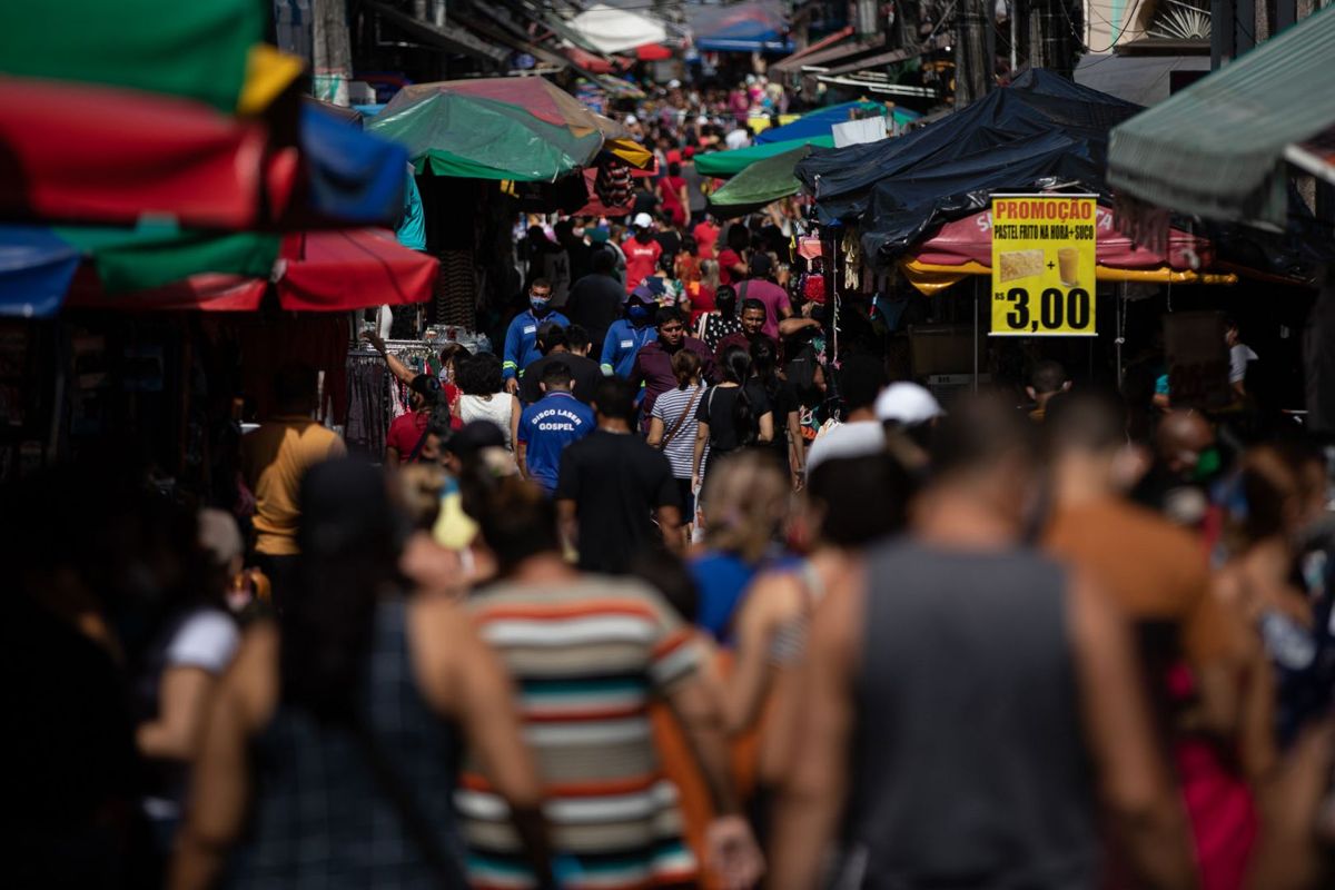 Desemprego sobe para 13,3% no segundo trimestre