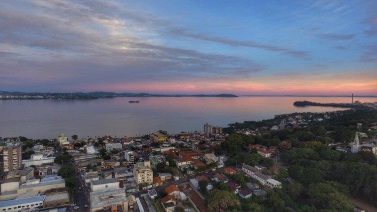 RS volta a ter 12 regiões em vermelho na 14ª semana do Distanciamento Controlado