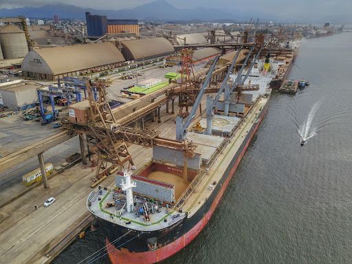 Importação de fertilizantes cresce 6% no Porto de Paranaguá