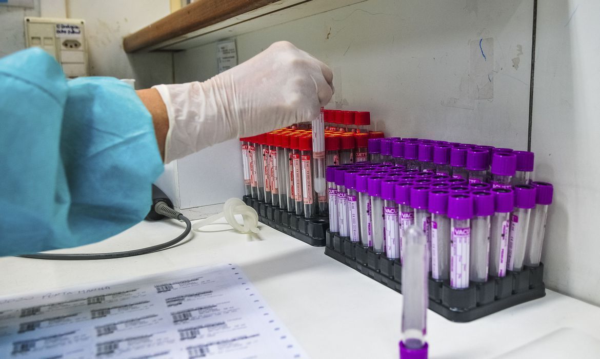 Estudo com auxílio de hospital do Sul revela que corticoide reduz gravidade da Covid