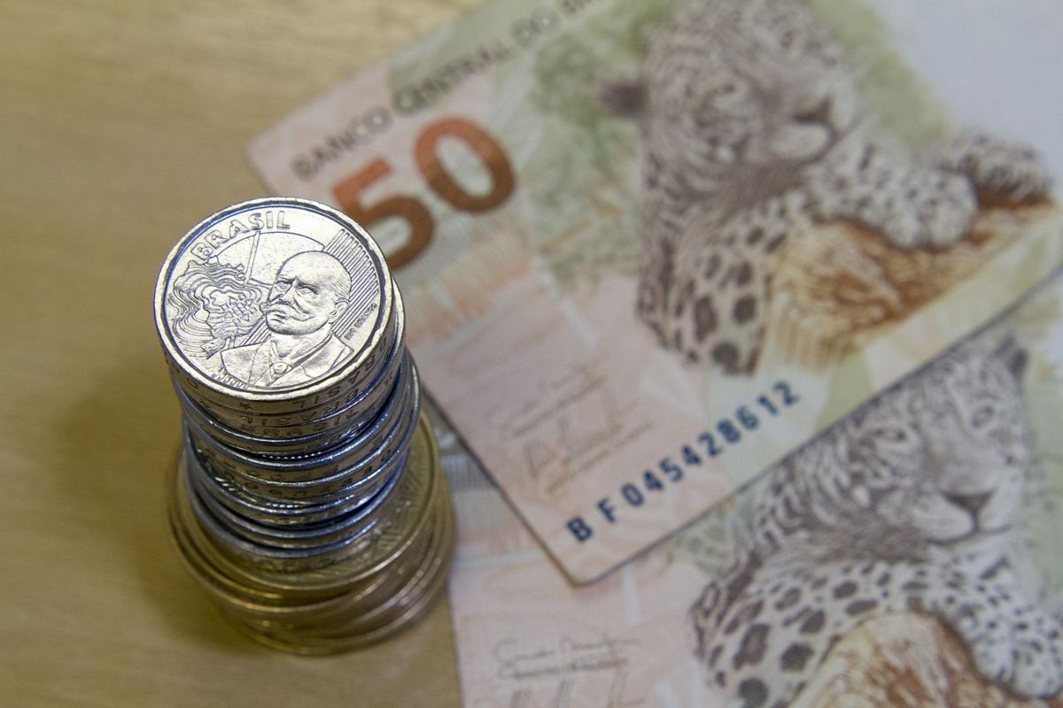 Poupança tem captação recorde em 2020