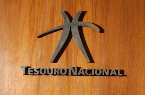 Dívida pública fecha 2020 acima de R$ 5 trilhões