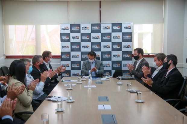 Moisés institui Invest SC para atrair novos negócios