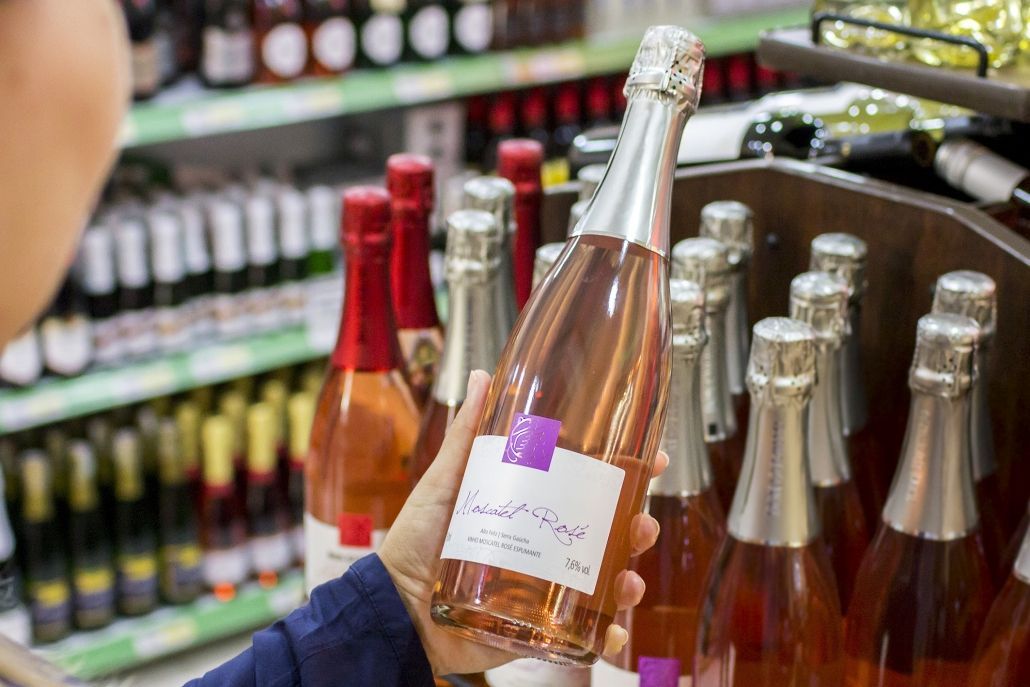 Vinho inicia 2021 mais barato no Sul