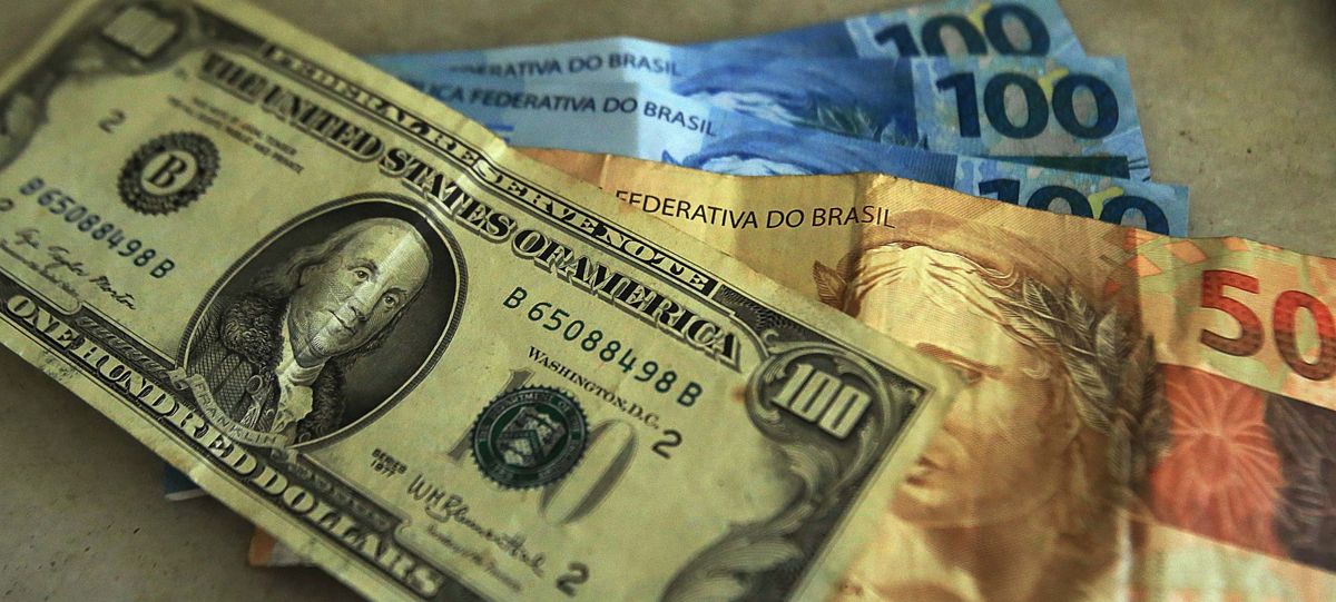 Mercado eleva projeção para taxa básica de juros