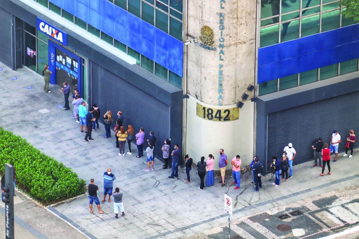 Endividamento de famílias cresce em janeiro e chega a 66,5%