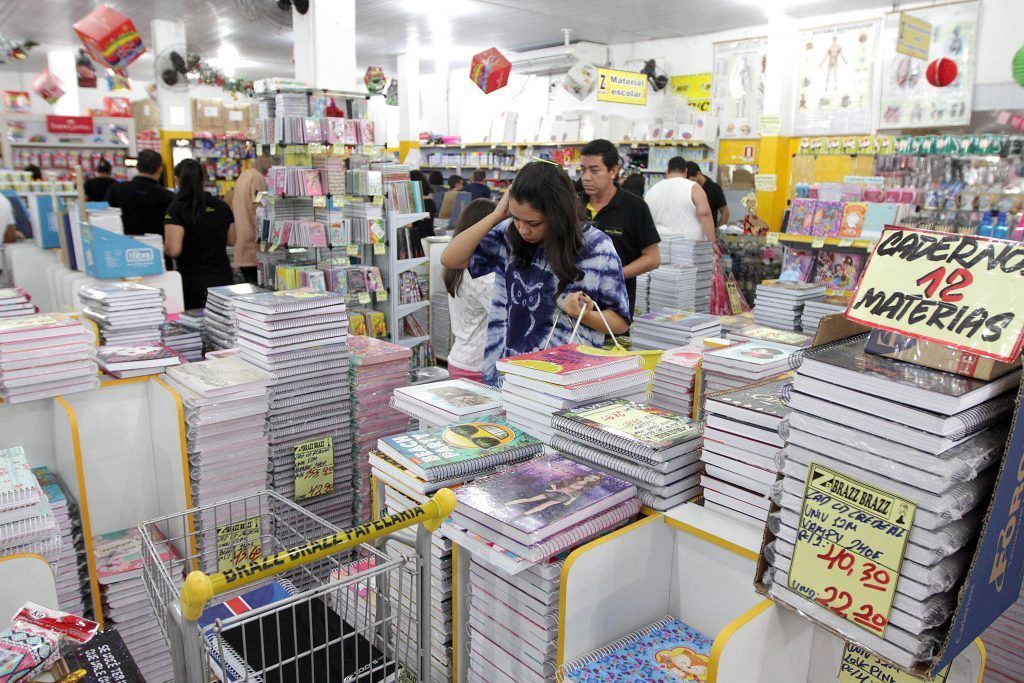 Vendas no varejo crescem 0,6% em fevereiro