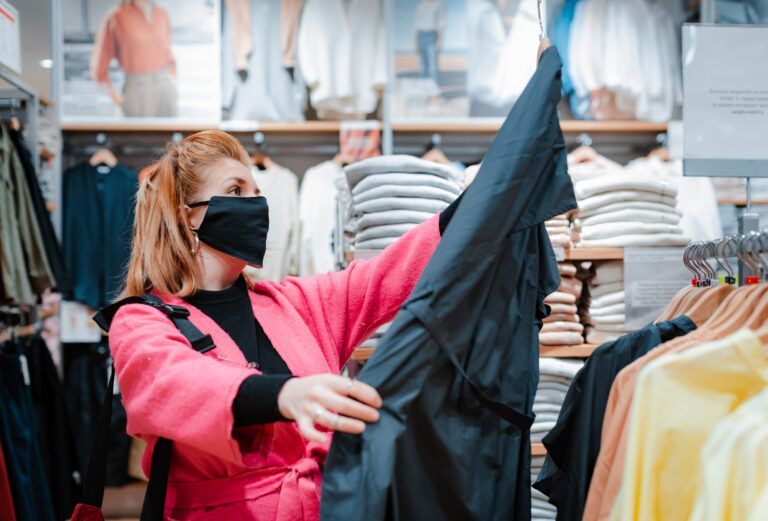 Confiança do comerciante cai pela primeira vez desde junho