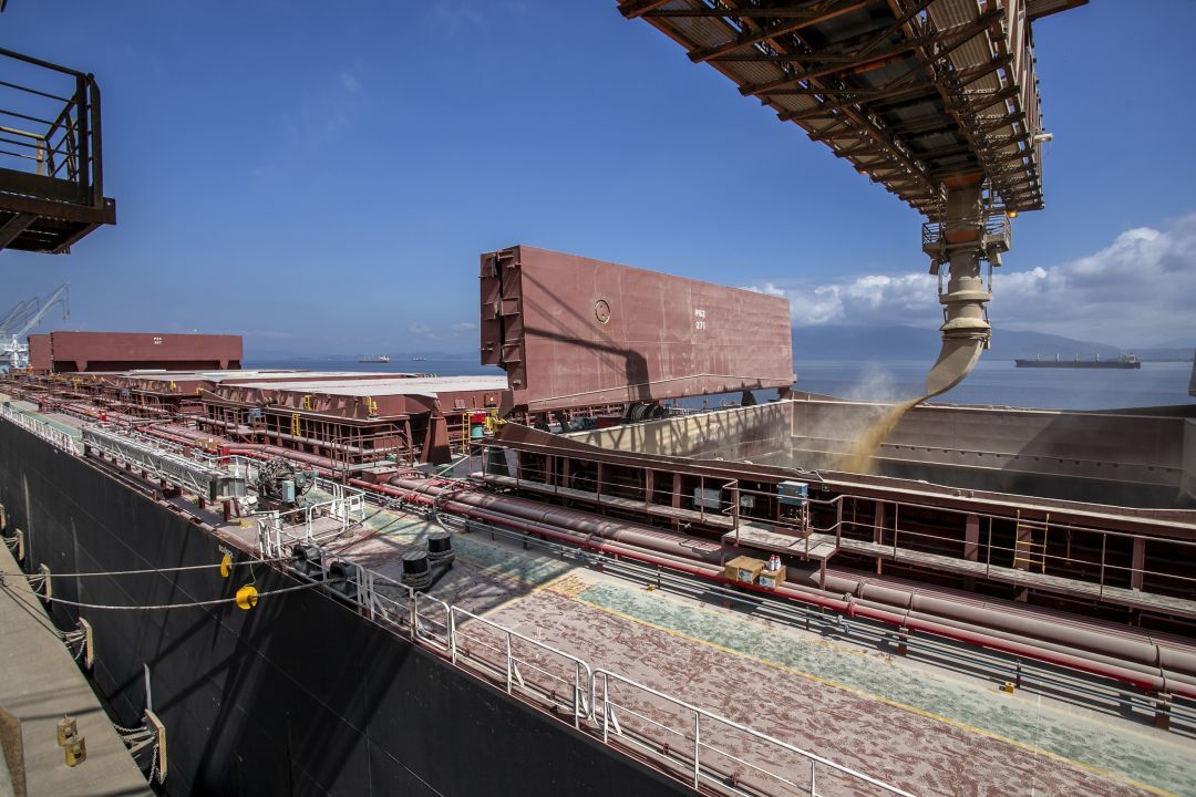 Paranaguá projeta alta de 35% nas exportações no primeiro trimestre