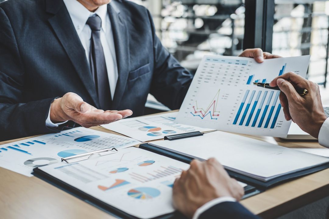 Especialistas indicam quando contratar um advisor para fusões e aquisições