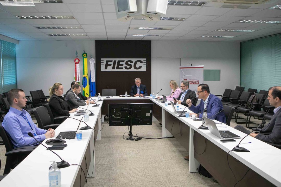 Fiesc denuncia abuso da Petrobras e inércia do Cade por tarifaço no gás natural