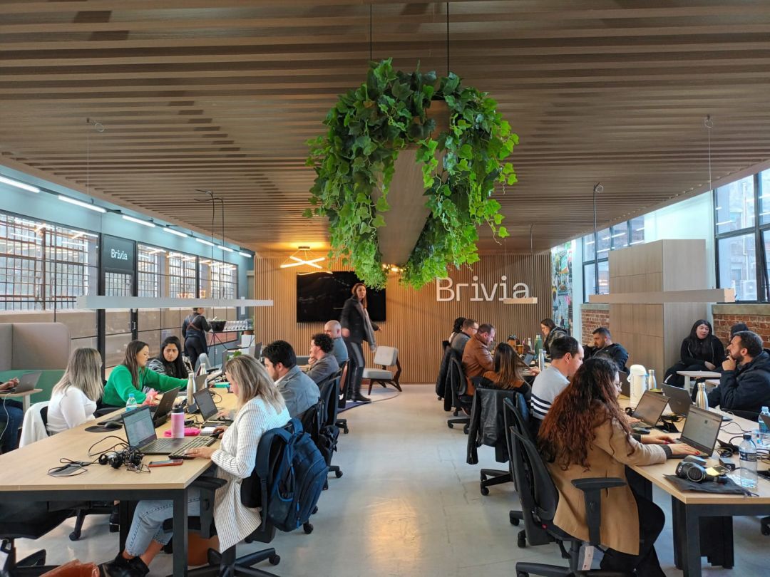 Brivia inaugura sede no Instituto Caldeira