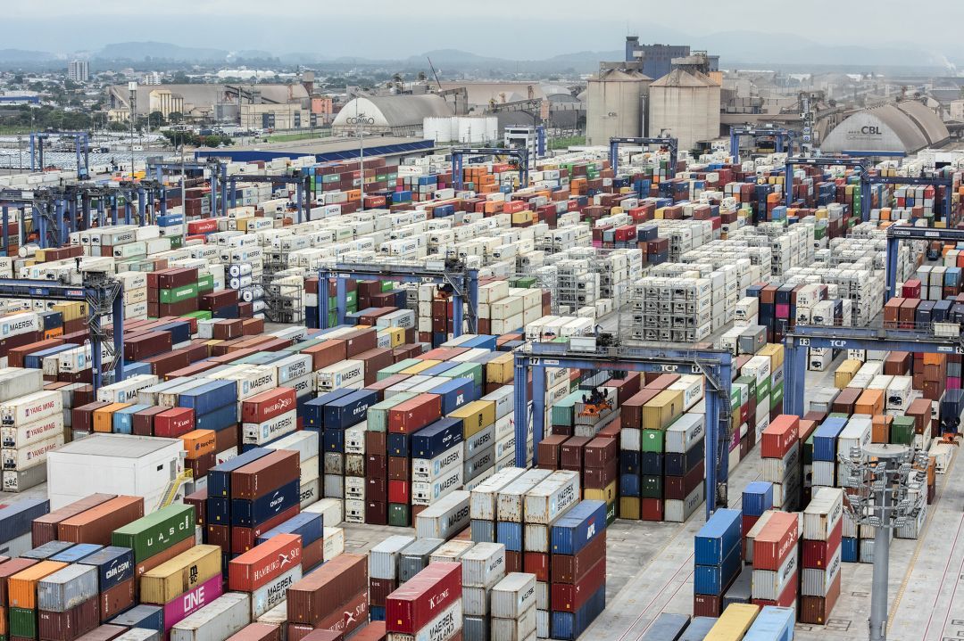 Balança comercial registra superávit de US$ 5,4 bilhões em julho