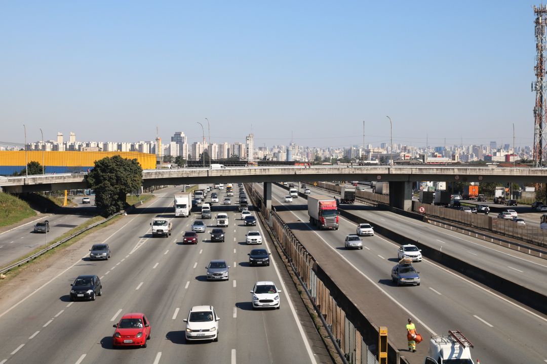 Vendas de veículos novos têm leve baixa em julho