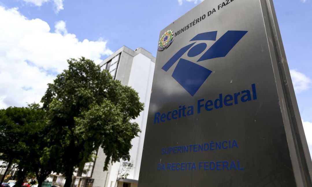 Arrecadação federal chega a R$ 172,3 bilhões em agosto