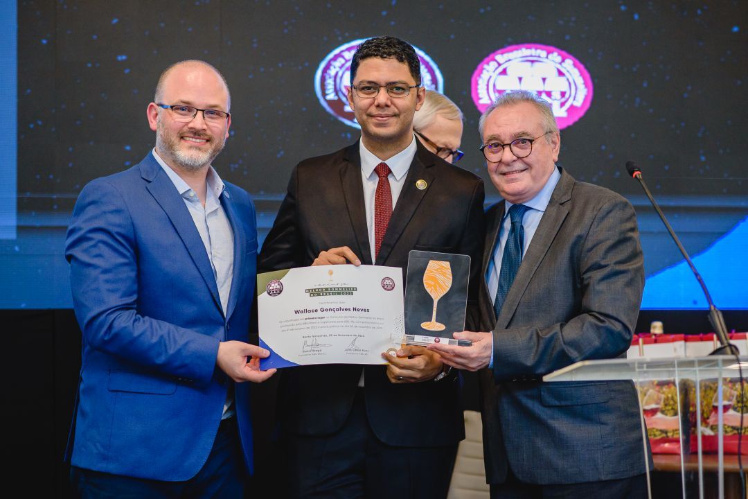 Wallace Gonçalves Neves é o melhor Sommelier do país em 2022