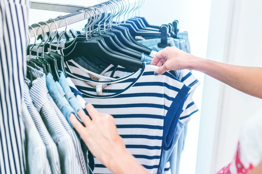 Confiança dos consumidores sobe 2,7 pontos em dezembro
