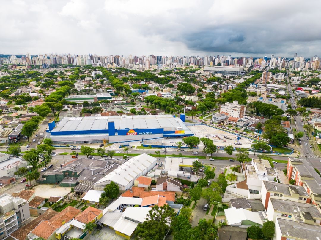 Assaí abre a quinta loja em Curitiba