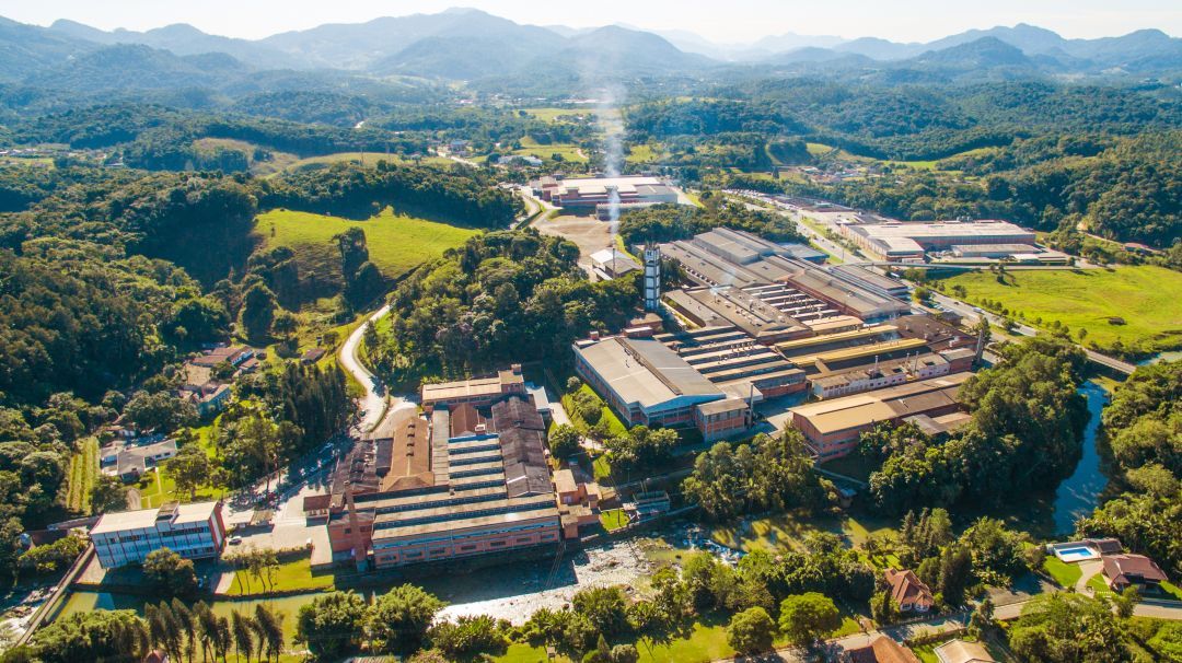 Catarinense Karsten inaugura loja no primeiro outlet do Paraná
