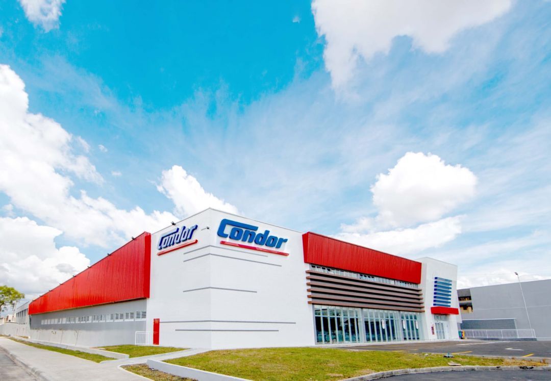 Condor inaugura supermercado de R$ 50 milhões em Curitiba