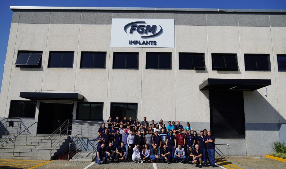 FGM Dental Group inaugura nova fábrica de implantes em Joinville