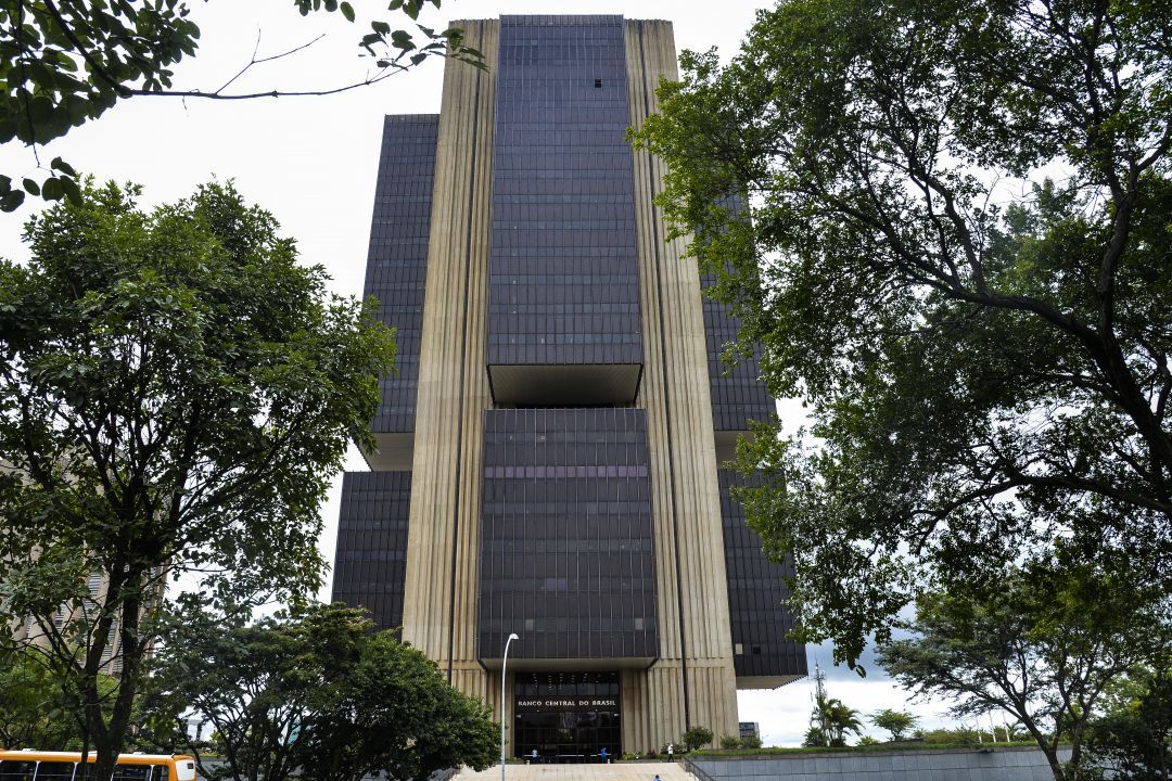 Copom corta a taxa básica de juros em 0,5% ao ano