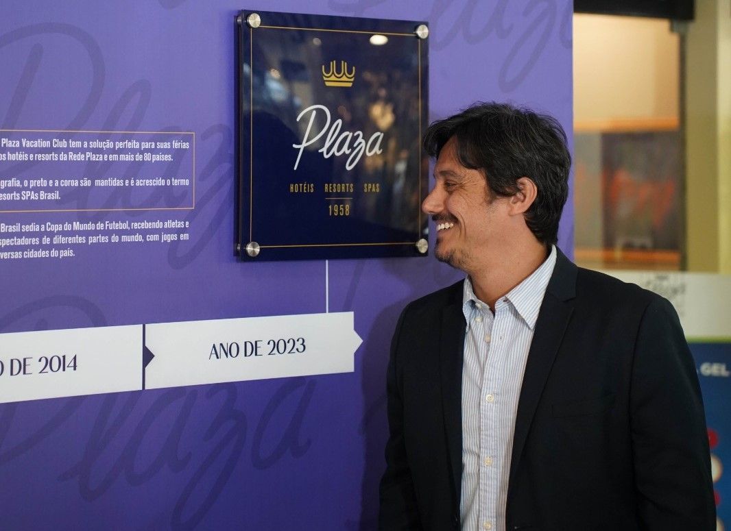 Plaza lança nova marca para brindar uma nova era