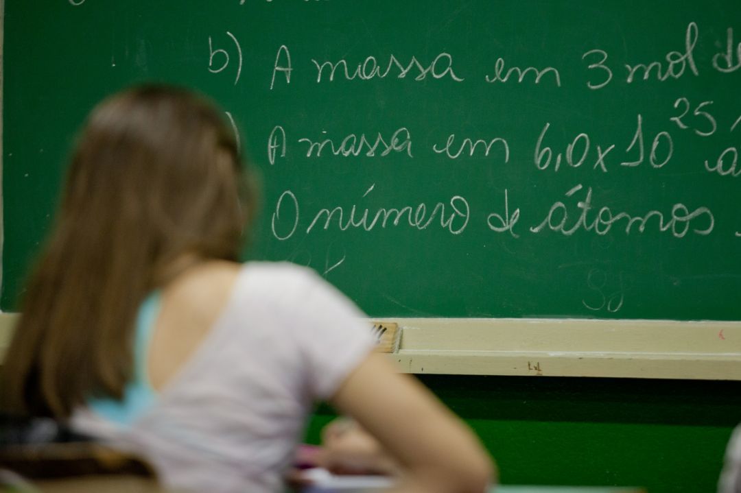 Inflação sobe 0,83% em fevereiro