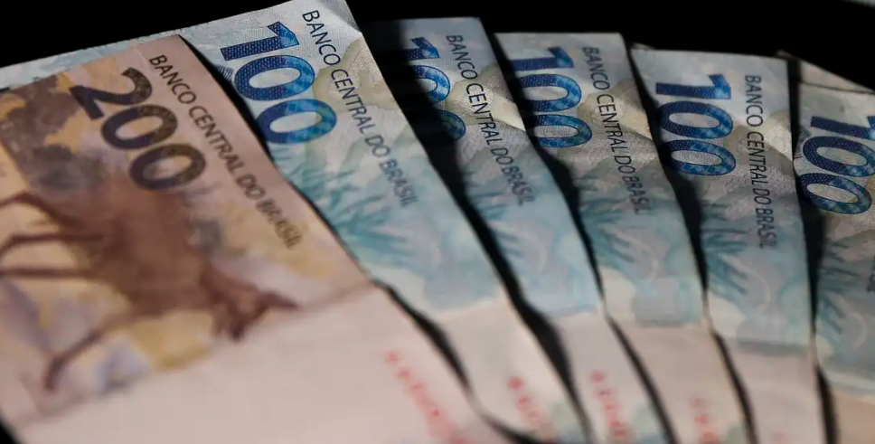 Arrecadação federal bate recorde para fevereiro