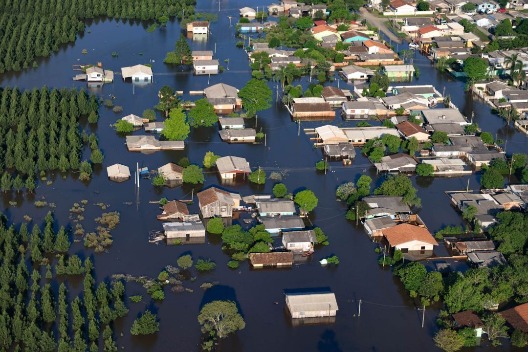 Paraná inicia projeto para conter cheias do Rio Iguaçu