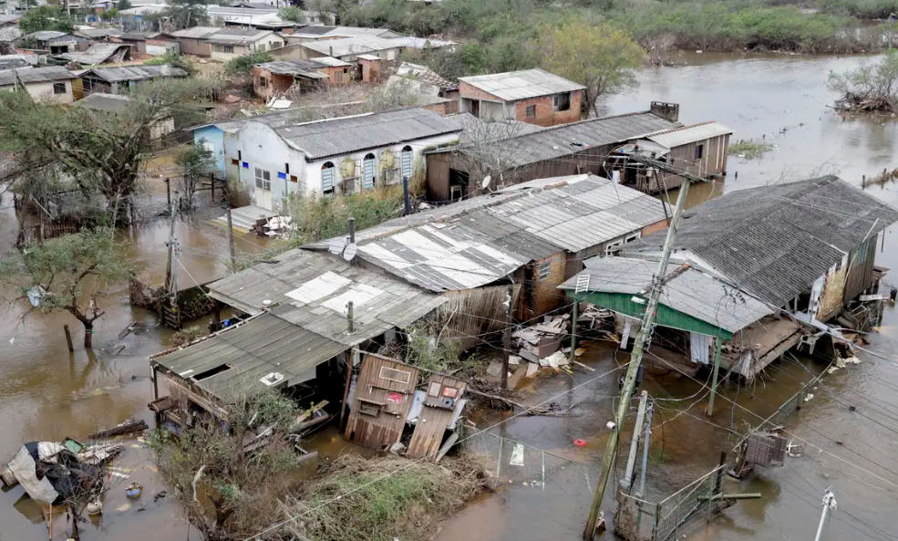 Acordo de cooperação para a reconstrução do RS é assinado
