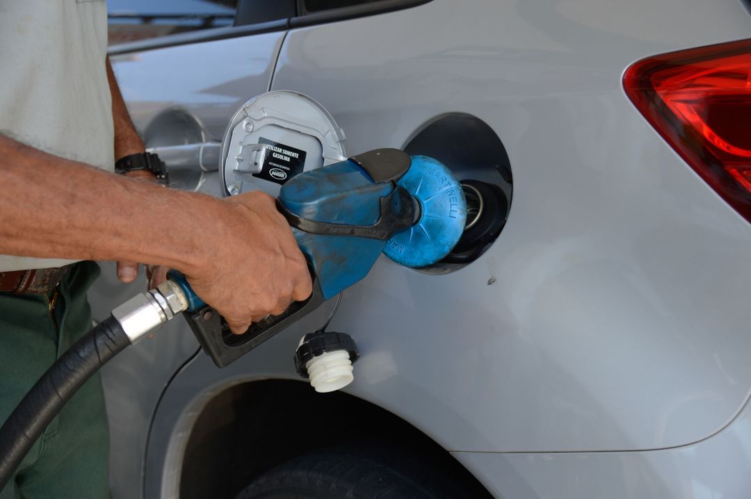 Governo propõe que estados zerem ICMS do diesel importado