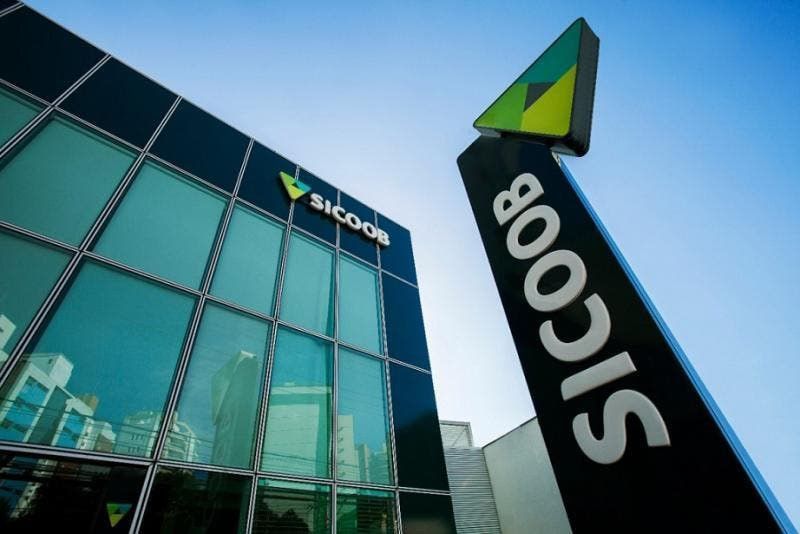 Sicoob supera R$ 1 bilhão em créditos contemplados por consórcios em agosto