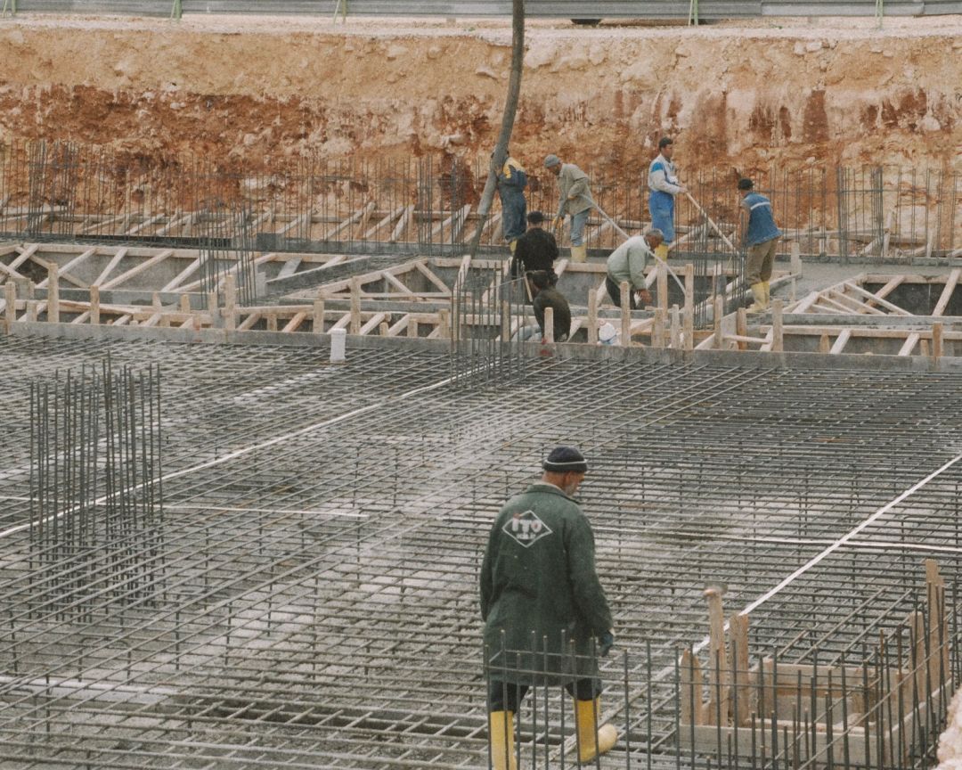 Tecnologia brasileira que "resfria" o concreto previne rachaduras em obras de médio e grande porte