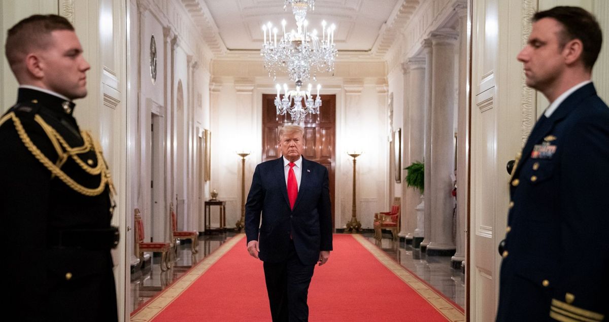 Senado absolve Trump em julgamento de impeachment