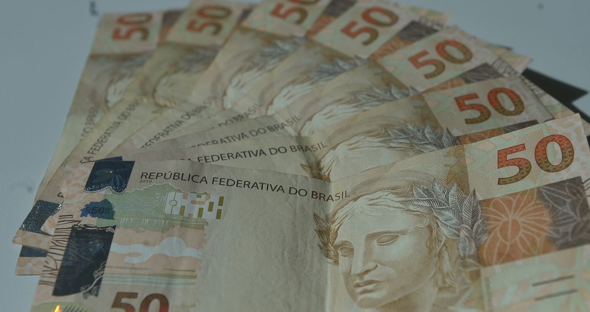 Projeção para crescimento da economia cai para 1,9%