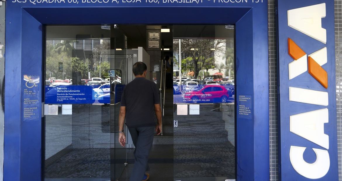 Autônomo pode baixar aplicativo para obter renda de R$ 600