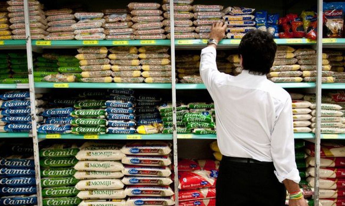 Inflação impactou mais os pobres neste início de ano