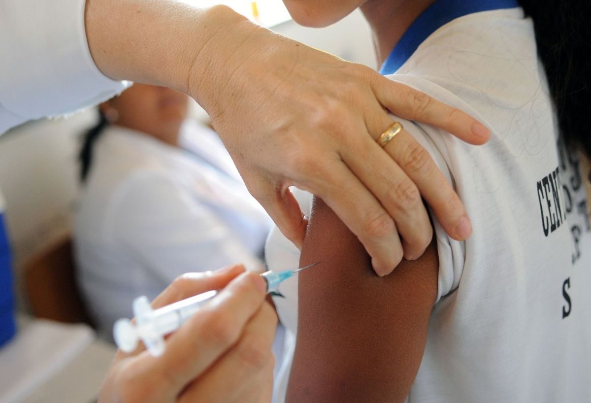 Brasil anuncia parceria para obter vacina contra Covid-19