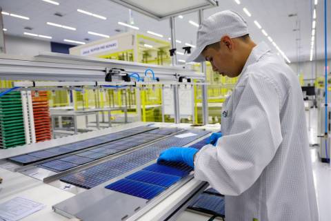 Paraná ganha maior fábrica de painéis fotovoltaicos