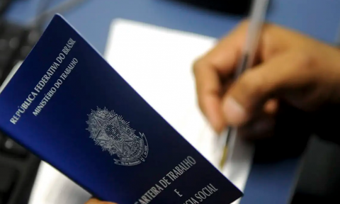 Brasil registra 130.097 postos de trabalho formal em novembro