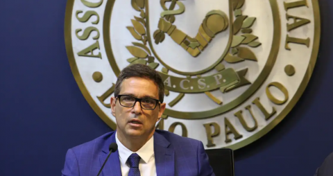 Campos Neto prevê curva "benigna" de inflação