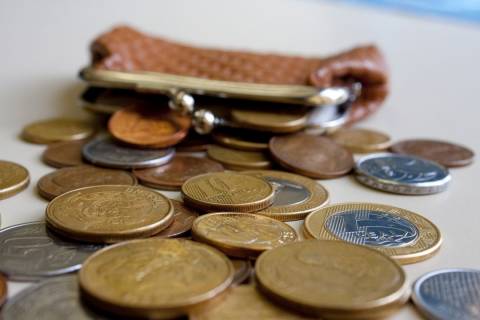 Brasileiros ainda não sacaram quase R$ 8 bilhões de valores a receber