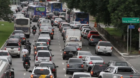 Senado aprova isenção de IPVA para carros com mais de 20 anos