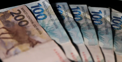 Arrecadação federal bate recorde para fevereiro