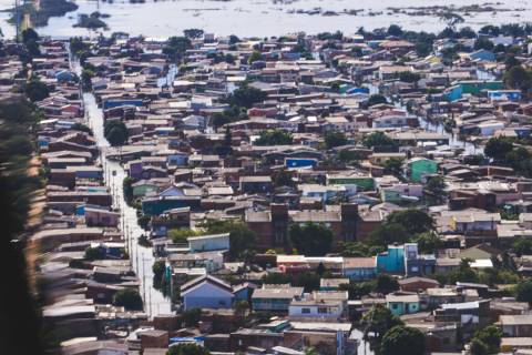 Perdas de empresas podem chegar a R$ 10 bilhões em razão das enchentes