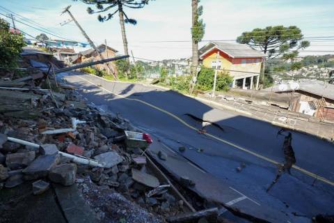 Tragédia climática no Sul provocou prejuízo bilionário no turismo em maio