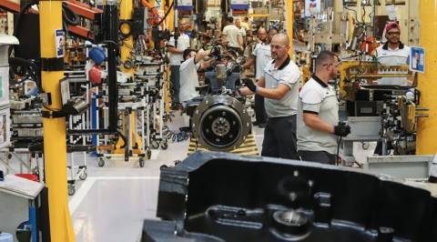 Desemprego recua para 7,1%